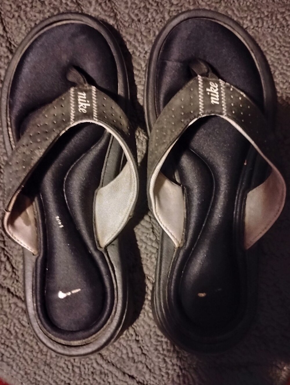 Nike Black and Gray Women's Thong Sandals